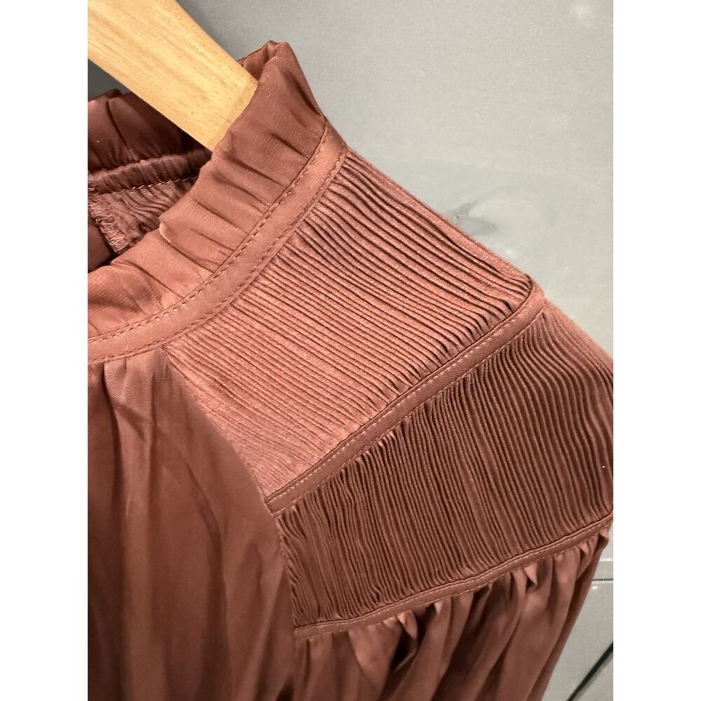 Rachel Zoe Blouse Womens XL chocolate Satin Long Sleeve Pleated Accents - Picture 2 of 7